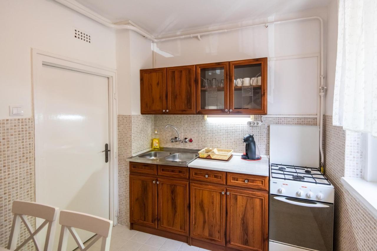 Kis Janos Apartman 索普隆 外观 照片